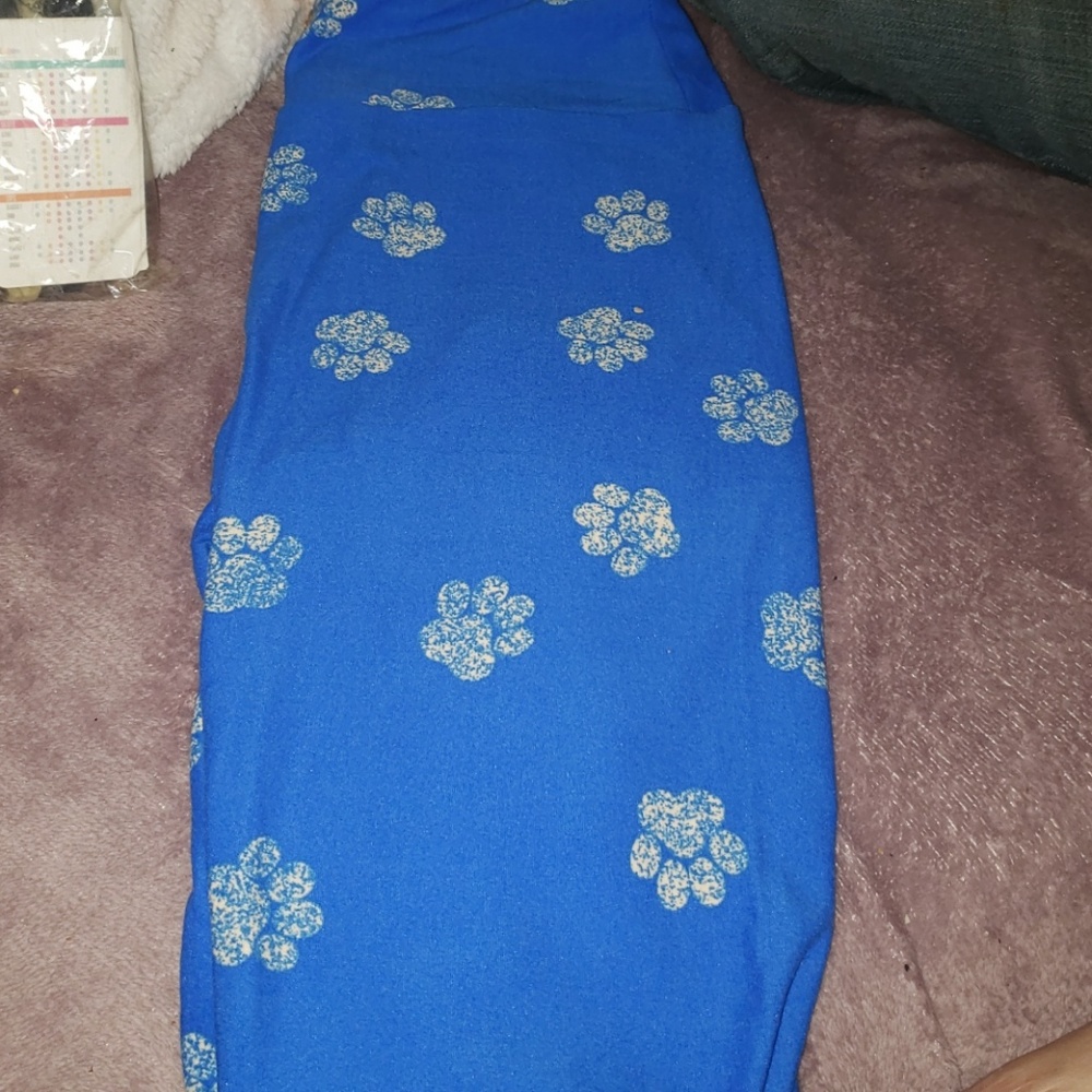 Lularoe os leggings vintage paw prints